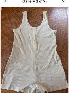 Old Navy Ribbed Snap Henley Tank Romper Pajamas Loungewear PJ’s  small EUC!